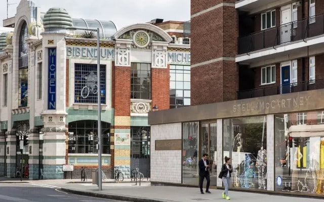 Gledhow Gardens by Onefinestay