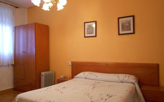 Hostal Valencia Madrid