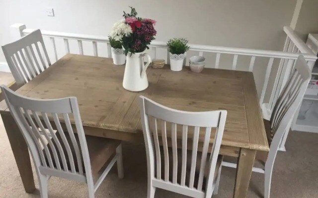 Clapham North 2 Bedroom Flat