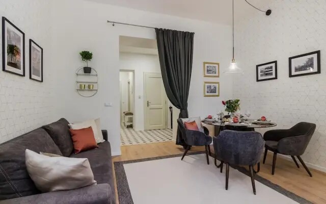 Royal APTs Prague by Michal&Friends