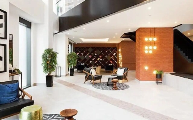 Luxury 2 Bedroom Apartment Near Central London