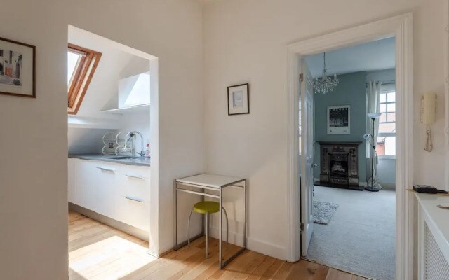 Bright 2Br Home In Wimbledon 4 Guests