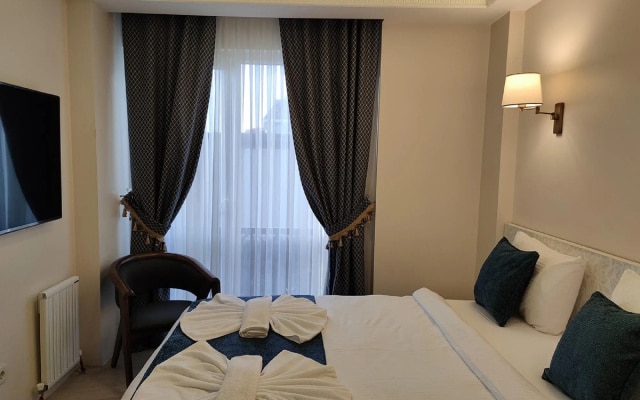 Galata Hotel Suites
