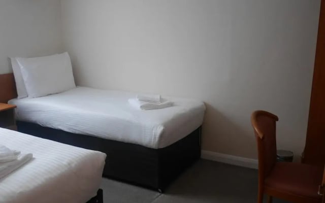 Shepiston Lodge (Heathrow)