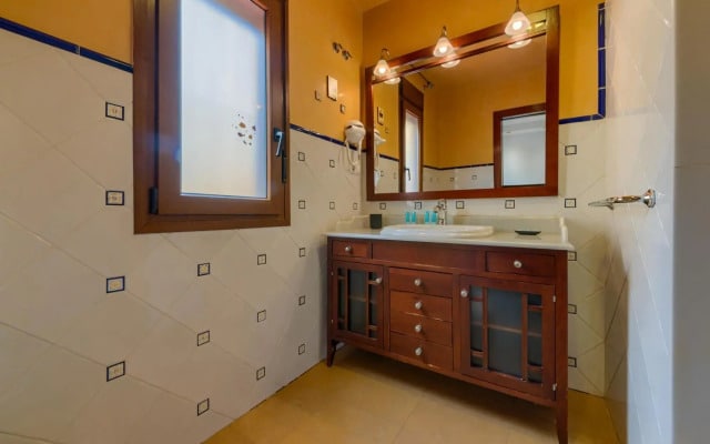 Candado 4 Bed House