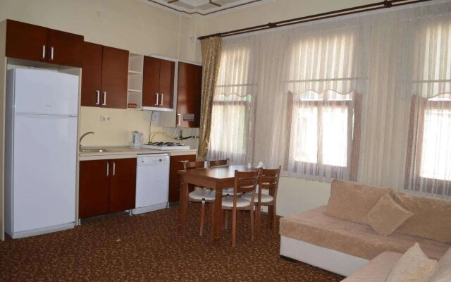 Blue Eye Suites