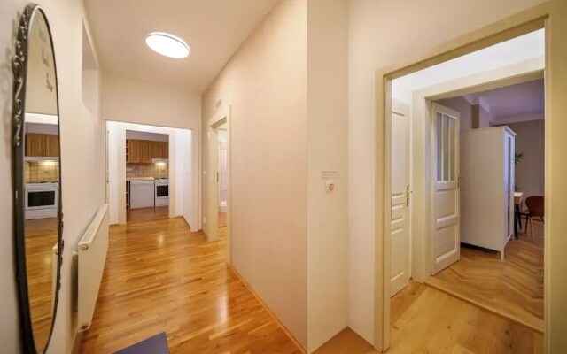 Old Town - Templova Apartments