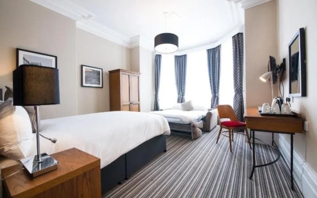 Innkeeper's Lodge Stockport, Heaton Chapel