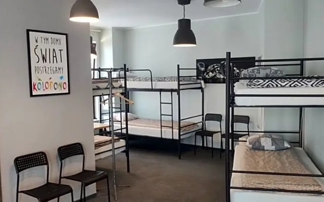 Hostel Sunrise przy Dw. Zachodni