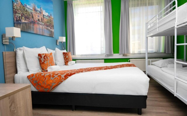 Amsterdam Teleport Hotel