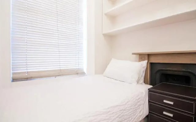Regents Park Rooms