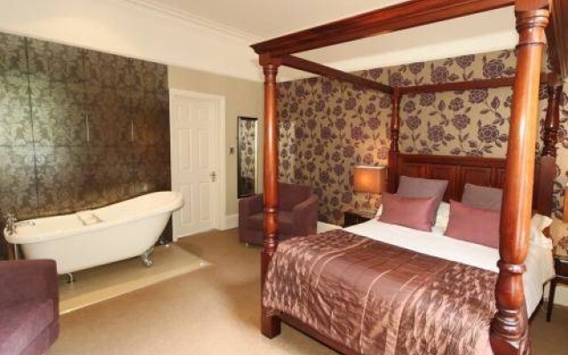 The Holme Lea Manor