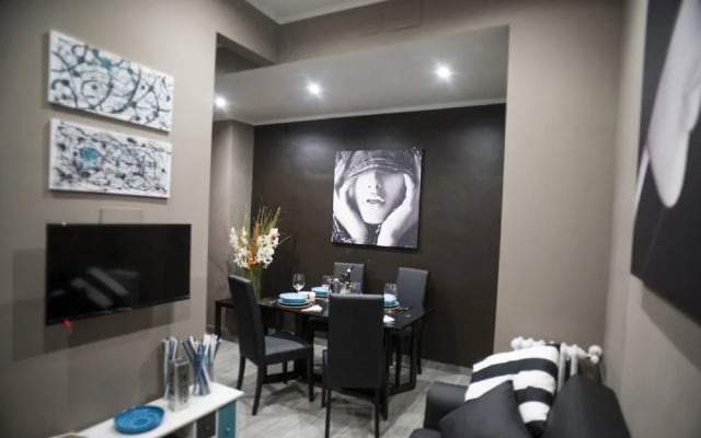 Costantino Secondo Guest House