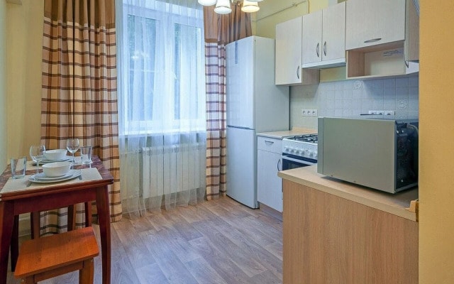 Lux Apartments metro Park Kultury