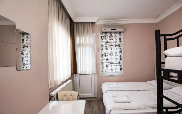 Avrasya Hostel