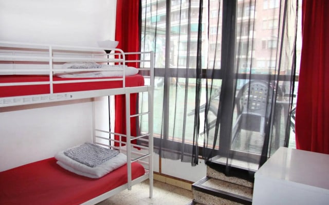 Graffiti Hostel
