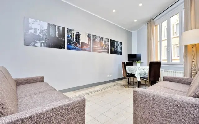 Restart Accomodations Zingari Rome