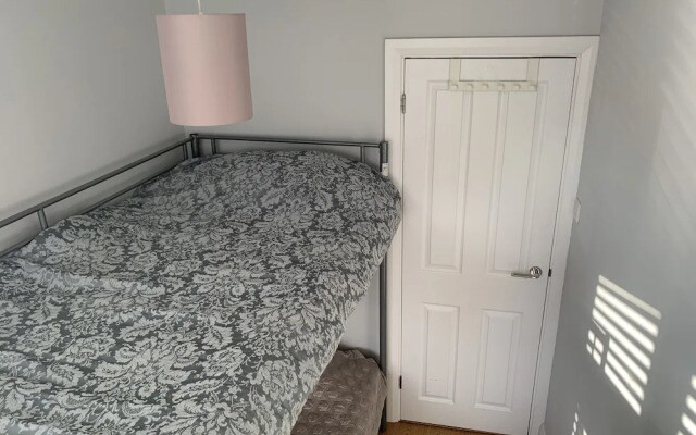 Immaculate 4 Bedroom House, Near Central London