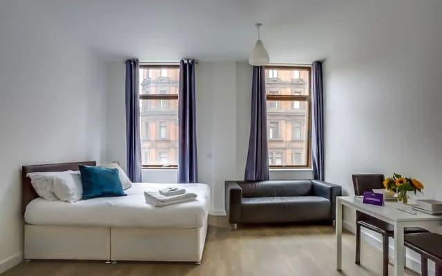 Wonderfully Bright 1BR Studio In Liverpool