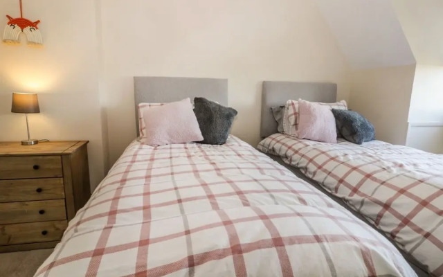 1 Woodhouse Cottages