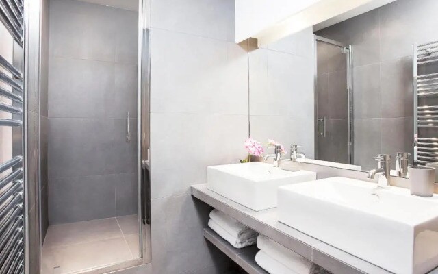 LivinParis - Luxury 3 Bedrooms Le Marais I