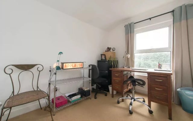 Beautiful 2 Bedroom House in Hackney