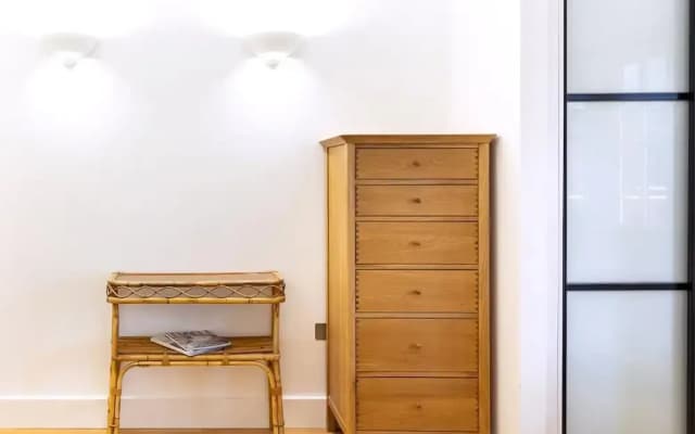 Bright & Comfortable Angel Apartment