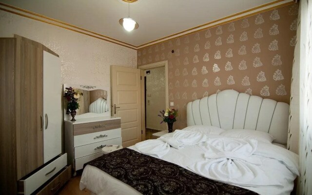 Bera House