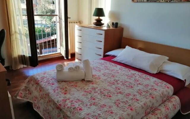 Villa Sleeps 6 With Garden and Gym