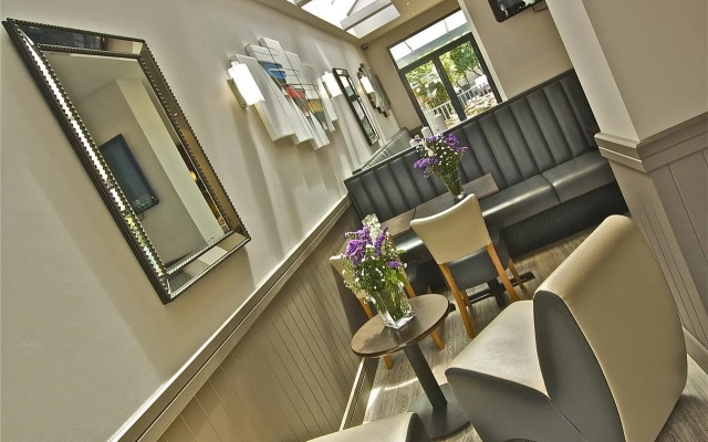 Pembury Hotel
