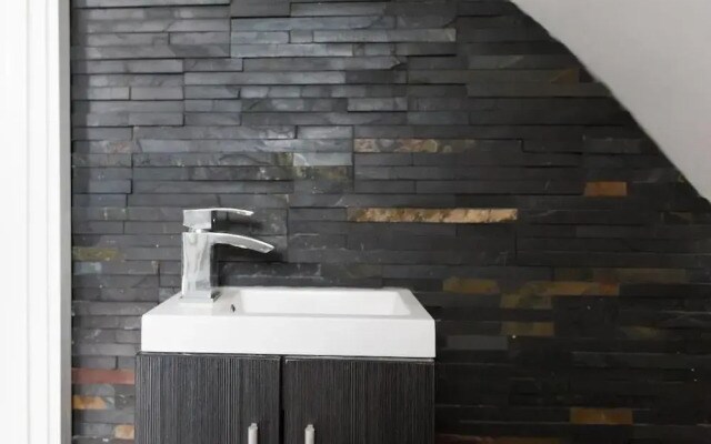 Notting Hill 2 Bedroom Apartment