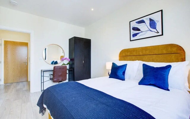 Beautiful 1-bed Apartment in Cheam, Sutton
