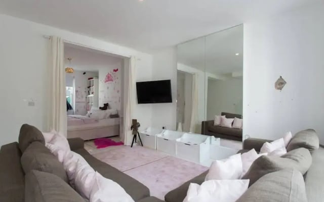 5 Storey 5 Bedroom House in Kilburn