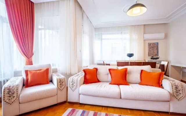 Cozy Flat Near Bagdat Street in Suadiye