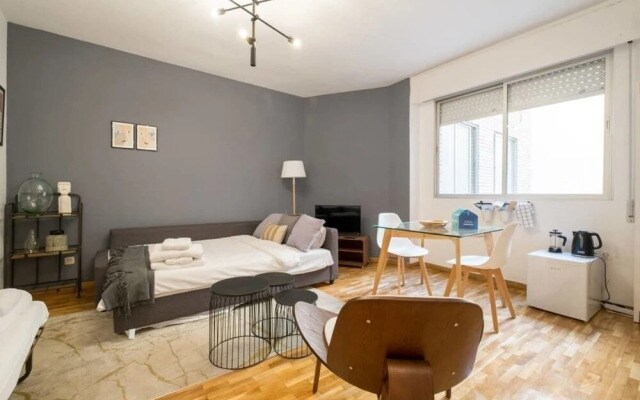 Lovely Modern 1Bed Apt in the city centre, nr metro
