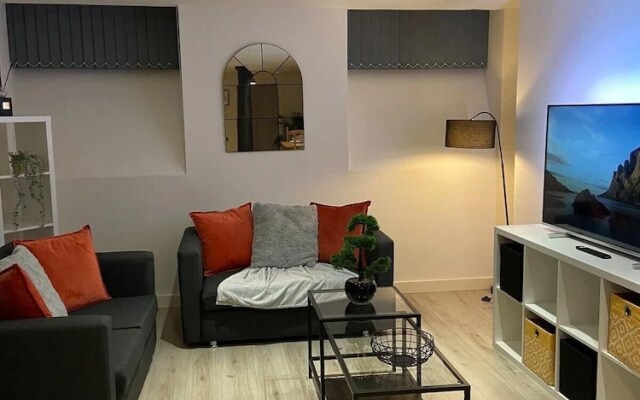 Captivating 2-bed Apartment in Bradford