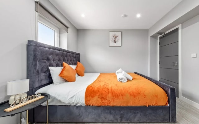 Cozy Ensuite Room In Feltham Hearthrow London Tw13