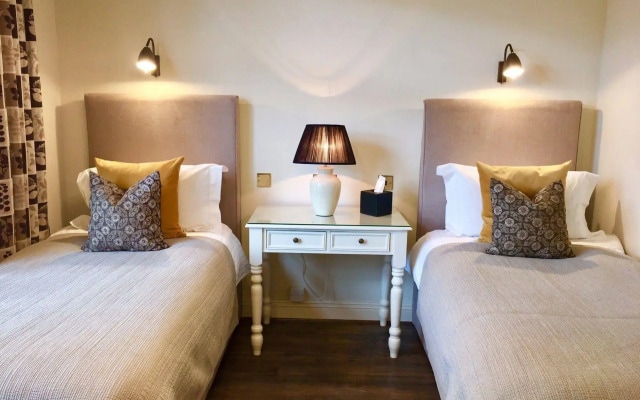 Packfords Hotel