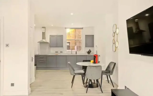 Flat 2 Beauchamp Place