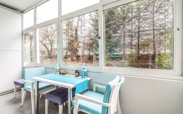 Cozy Flat Near Various Popular Attractions in Moda