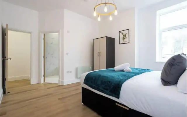 Flat 1 15 Longley Road