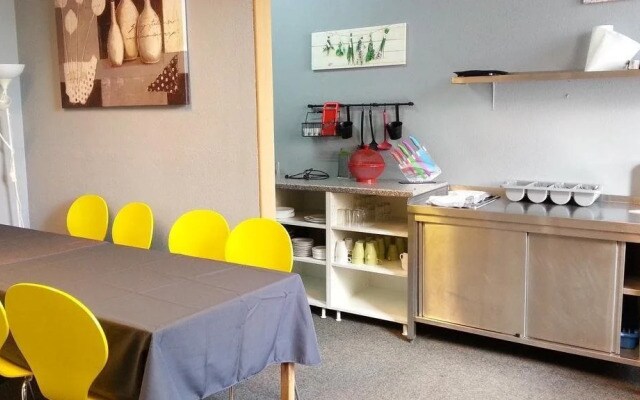 Hostel Die Etage East