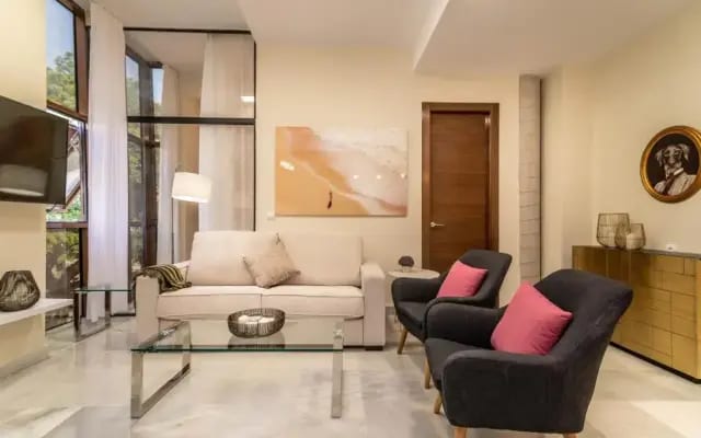 Soho Apartment Principal Avenue