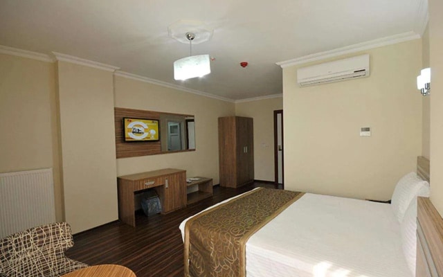 GUMUS PALACE SUITES Hotel