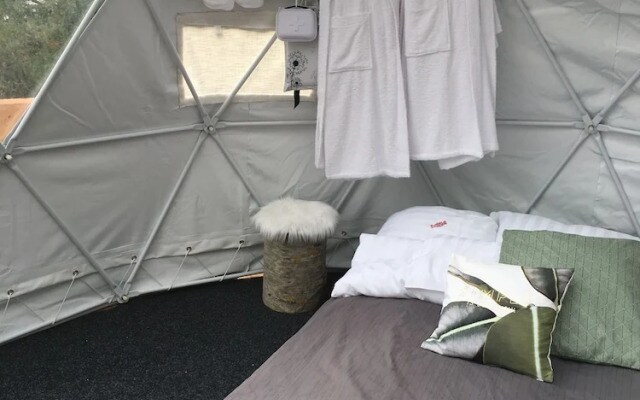 FinnDome- Glamping