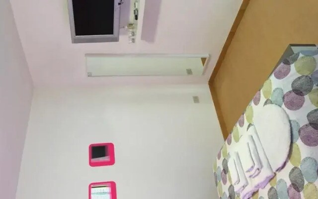 Room 20