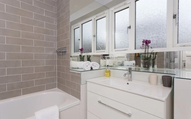 Chelsea 2 Bed Apartment