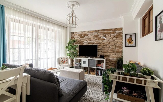 Flat With Backyard Close to Sapphire Shopping Mall