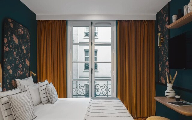 Dandy Hotel
