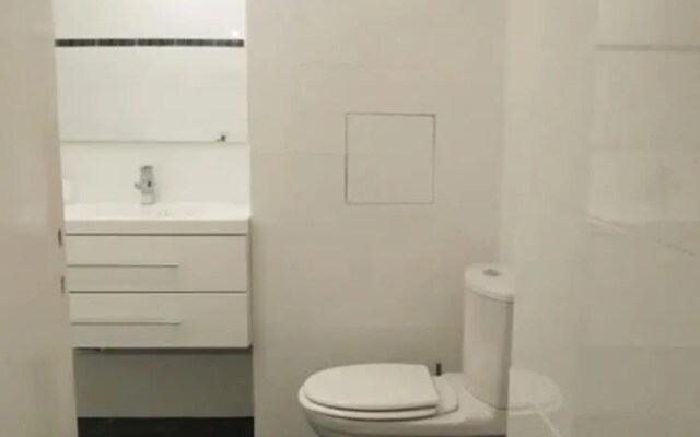 Studio in Paris, With Wifi